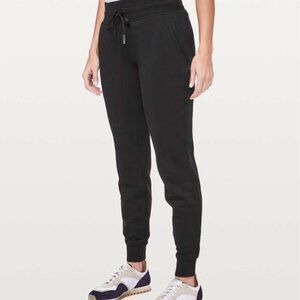 Lululemon Warm Down Jogger - Black- Size 4